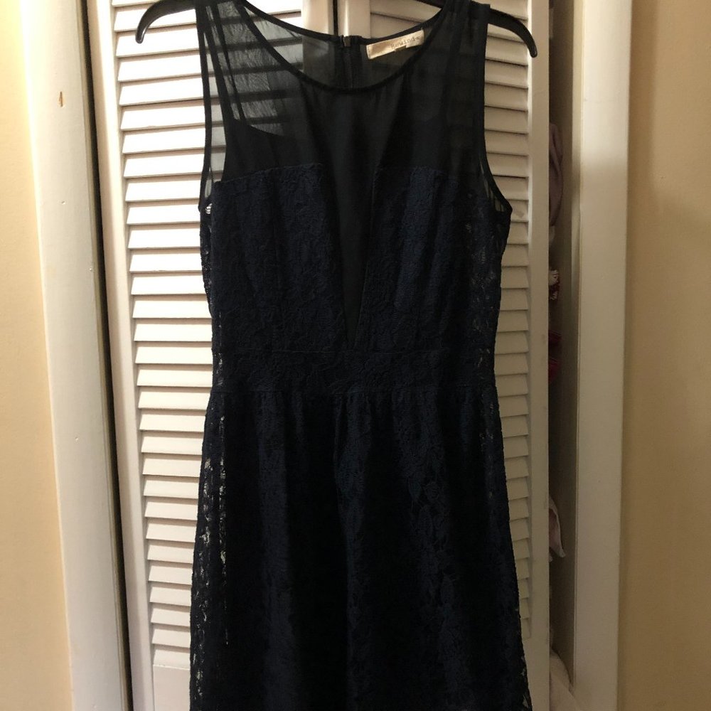Rewind dark Blue lace sleeveless dress Women's Size Medium